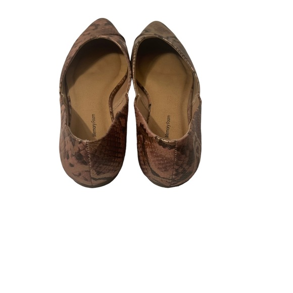 Time & Tru Womens Metallic Multi tone Snake Print Ballet Flats Memory Foam Shoes - Picture 5 of 9